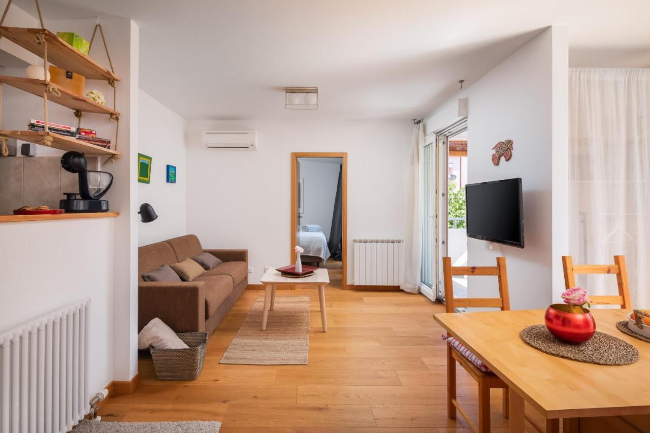 Modern Apt With Terrace 4 Min Walk To The Beach Split Eksteriør billede