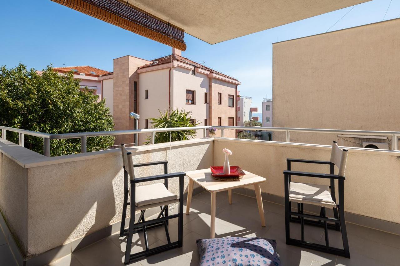 Modern Apt With Terrace 4 Min Walk To The Beach Split Eksteriør billede
