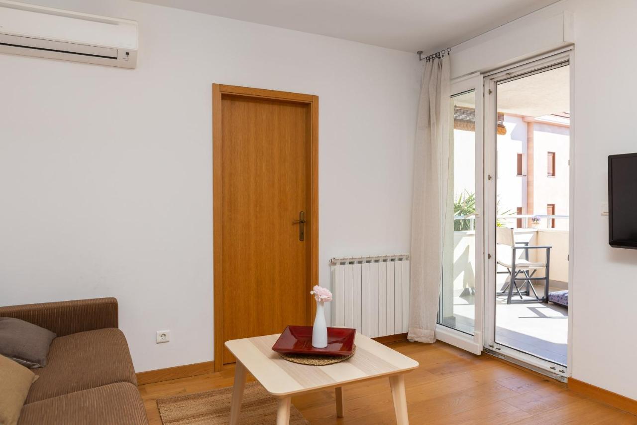 Modern Apt With Terrace 4 Min Walk To The Beach Split Eksteriør billede