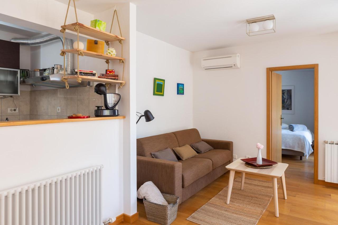 Modern Apt With Terrace 4 Min Walk To The Beach Split Eksteriør billede