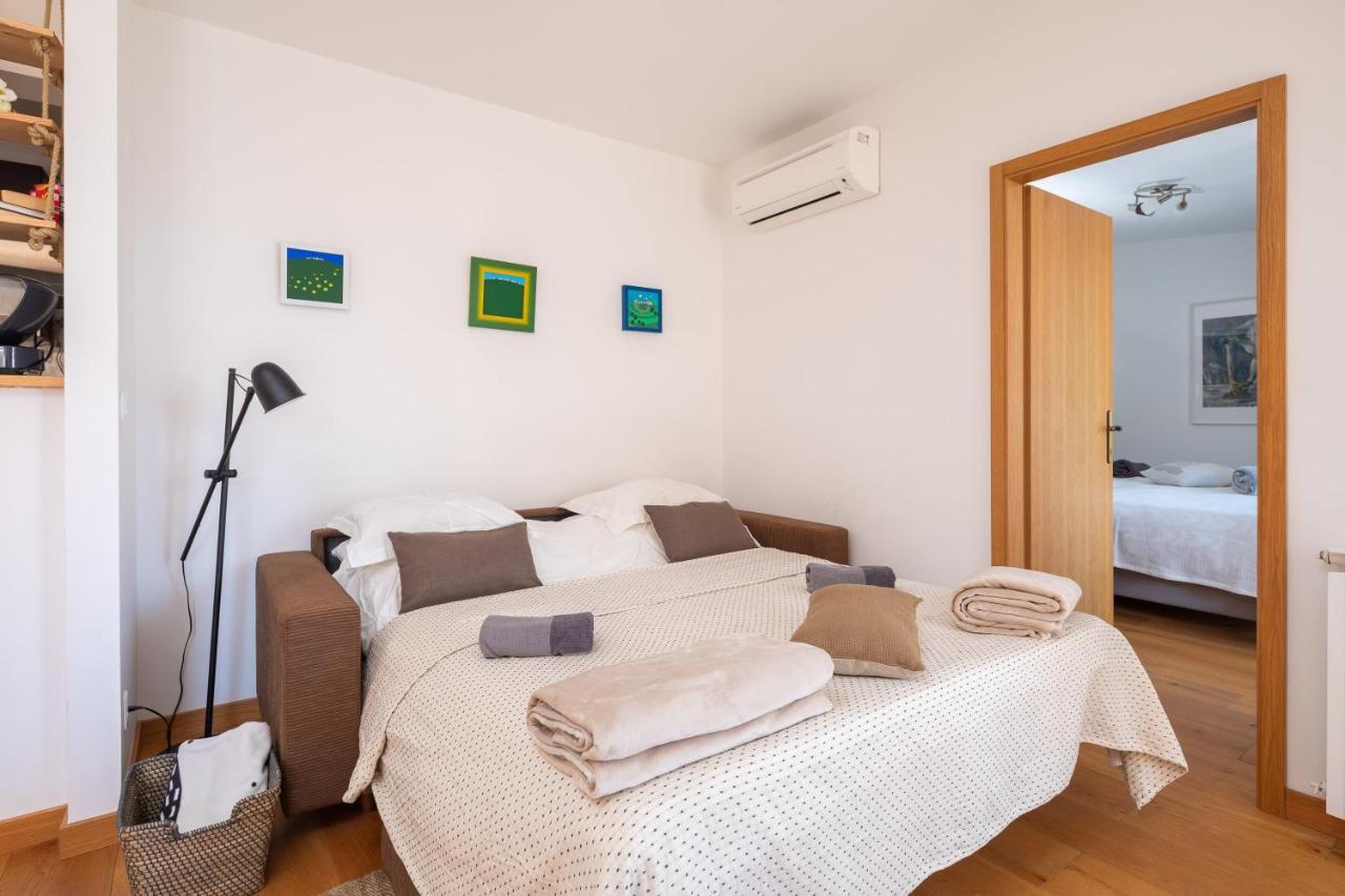 Modern Apt With Terrace 4 Min Walk To The Beach Split Eksteriør billede